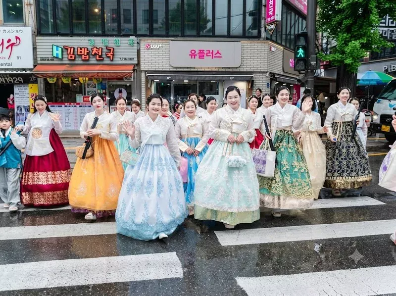 Người Hàn mặc Hanbok trong lễ hội và những dịp quan trọng